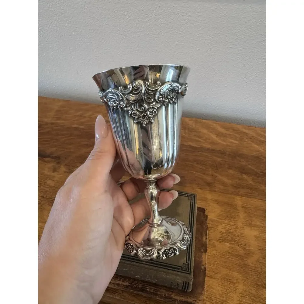 Wallace Baroque Silverplate Water Goblet #237 Gold Wash Interior 6.25”